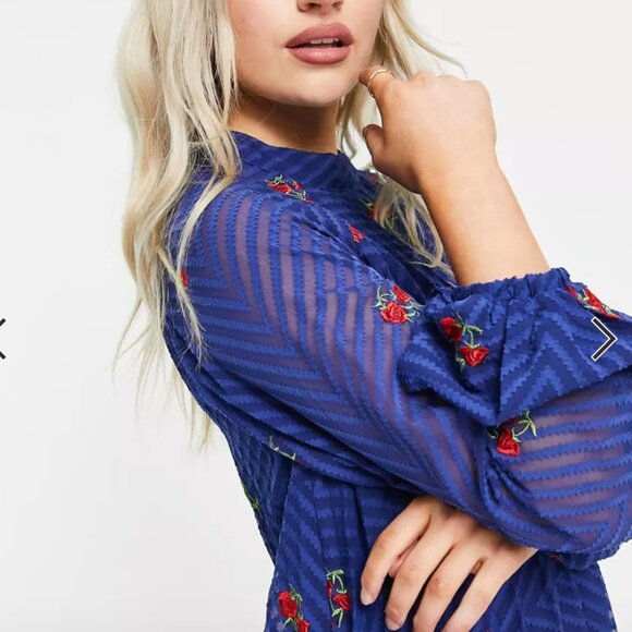 ASOS DESIGN Petite Pleated Trapeze Mini Dress Embroidered Navy US 2P - Picture 2 of 5